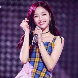 何晶晶吃瓜,揭秘娱乐圈幕后真相