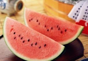 路边吃瓜的谚语,笑谈人间百态