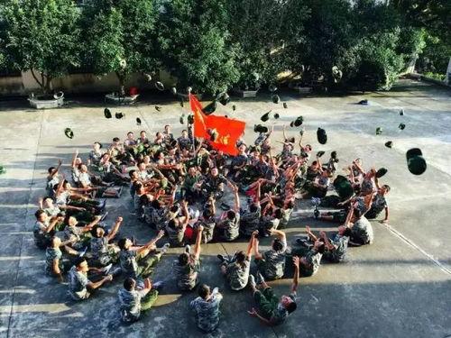 军训遇到学姐吃瓜,学姐吃瓜背后的那些事儿